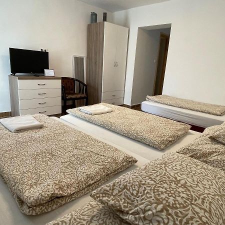 Freedom Apartman Apartment Morahalom Ngoại thất bức ảnh